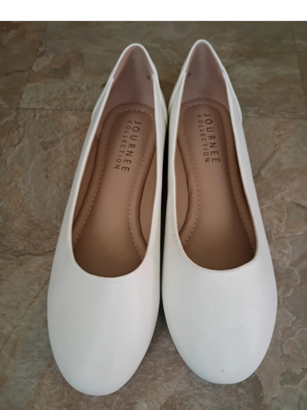 Journee Collection Cream Round-Toe Ballet Flats